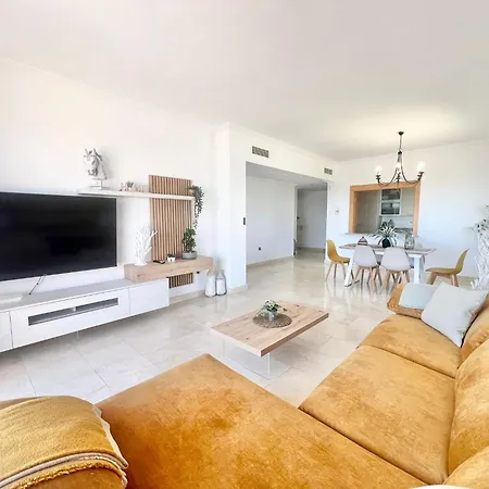 First Class La Resina Golf & Sea, Estepona